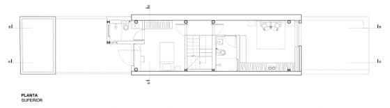 План небольшого узкого двухэтажного дома