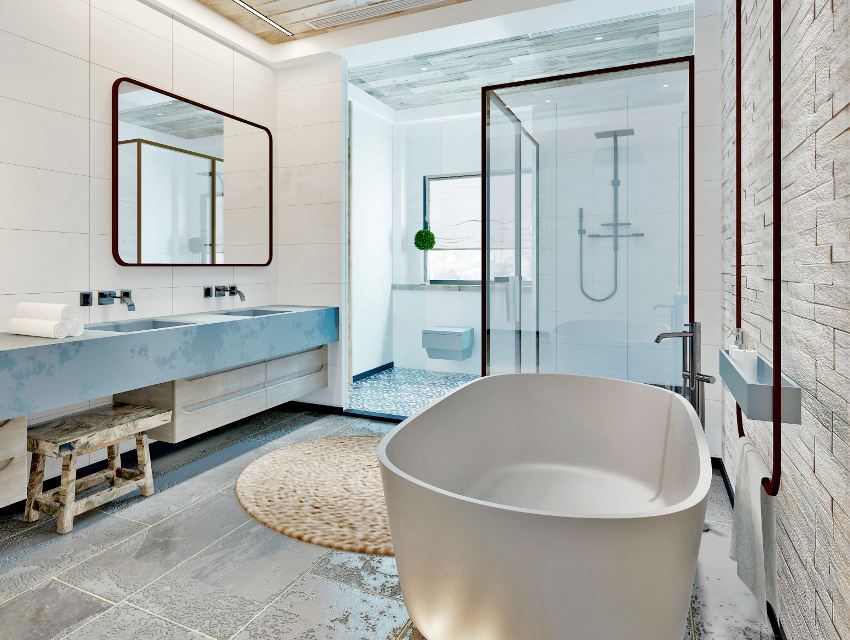 Чистый современный интерьер ванной комнаты с ванной, белыми стенами и душем со стеклянными дверями и потолком из деревянной плитки